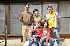 「朝日のあたる家」山本太郎出演場面写真「朝日のあたる家」