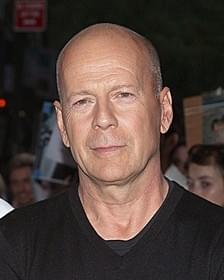 「アクション映画に飽きた」と発言 していた、ブルース・ウィリス「REDリターンズ」