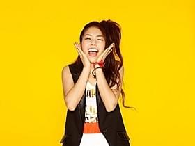 新人女性シンガーSerena