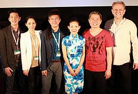 舞台挨拶に出席した(左から)エド・パン、クライ・ファン、 クオ・ユィティン、ホー・ウェンシン監督、ファン・ウチョル 監督、音楽のディラン・テイラー「高雄ダンサー」