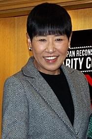 チャリティーコンサートに参加した 和田アキ子「恋の季節」