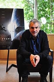製作・監督・共同脚本・編集の4役で異才を発揮「ゼロ・グラビティ」