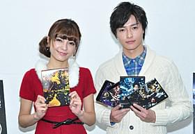 クリスマスイベントを行った栗山航&南里美希
