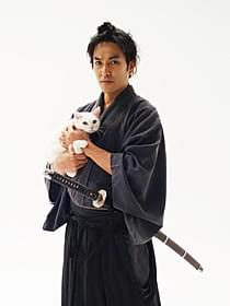 ネコに萌える侍を演じた北村一輝「猫侍」