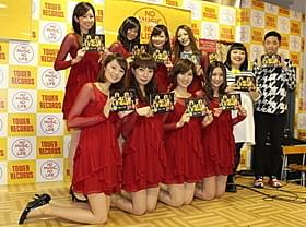 抜群のプロポーションのモデルガールズが登壇