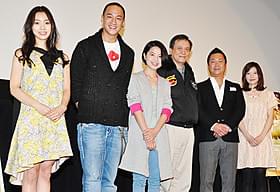 ピーター・ホーが監督らと共に来日「一分間だけ」