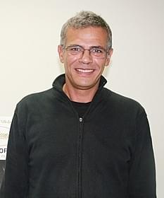 パルムドールを受賞したアブデラティフ・ケシシュ監督「アデル、ブルーは熱い色」