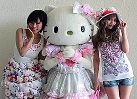 釈由美子とデザイナーの武藤静香
