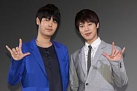 出演作を語った「超新星」のソンモ(右)とジヒョク「愛の言葉」