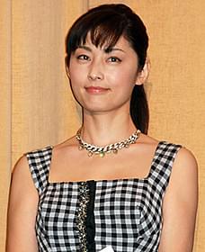 舞台挨拶に立った常盤貴子「野のなななのか」