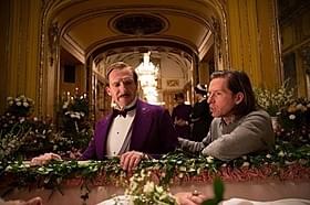 レイフ・ファインズとウェス・アンダーソン監督「グランド・ブダペスト・ホテル」