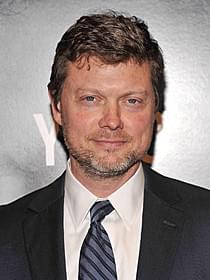 ジョージ・ノルフィ監督「アジャストメント」
