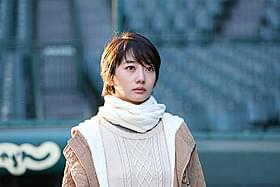波瑠の魅力が垣間見える 特別メイキング映像が公開「アゲイン 28年目の甲子園」