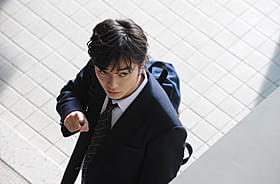 本邦初公開となる「寄生獣」劇中カット「寄生獣」