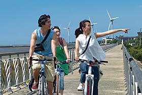 「南風」の一場面「サイクリング」