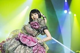 世界基準のアイドル・宇田川咲に扮した二階堂ふみ「日々ロック」