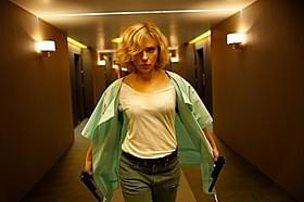 「スカーレット・ヨハンソンだけど何か質問ある?」「LUCY ルーシー」