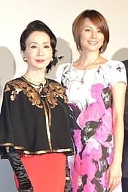 共演した岩下志麻と米倉涼子「アウトバーン」