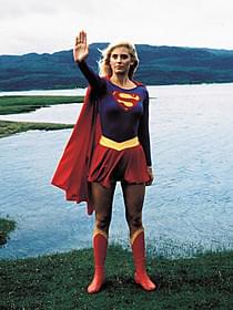 1984年の映画版場面写真「スーパーガール」