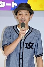 会見に出席した宮藤官九郎