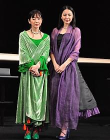 清少納言と紫式部を演じる斉藤由貴と長澤まさみ