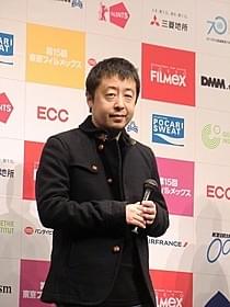 来日したジャ・ジャンクー監督「ジャ・ジャンクー、フェンヤンの子」