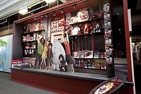 「ベイマックス」に染まるディズニースタジオ「ベイマックス」