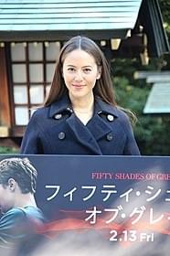 女子大生に恋愛指南した道端ジェシカ「フィフティ・シェイズ・オブ・グレイ」