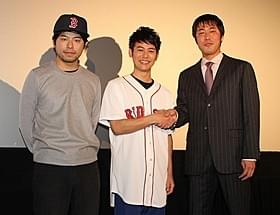 ティーチインに出席した(左から) 石井裕也監督、妻夫木聡、上原浩治選手「バンクーバーの朝日」