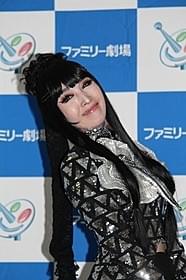 初代引田天功の思い出を語ったプリンセス天功「ニキータ」