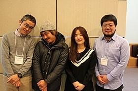 日本でも監督、出演作が人気のヤン・イクチュン(左から2人目)「ブンミおじさんの森」