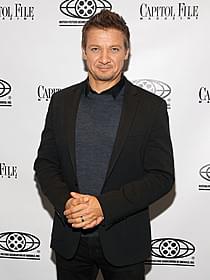 ジェレミー・レナー「アメリカン・ハッスル」