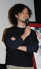 東京公開初日を迎えた片元亮監督「ストロボ ライト」