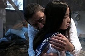 「赤い玉、」の一場面「赤い玉、」