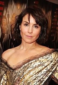 ノオミ・ラパス「セクレタリー」