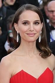 ファーストレディを演じるポートマン「ブラック・スワン」