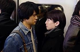 「紙の月」の池松壮亮と宮沢りえ「紙の月」