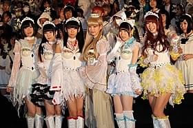 白魔女コスプレで登場したでんぱ組.inc「白魔女学園」