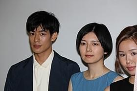 舞台挨拶に登壇した菊池亜希子と中島歩「グッド・ストライプス」