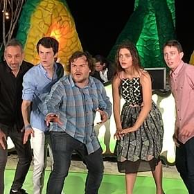 メキシコで開催中のイベントで発表「シャイニング」