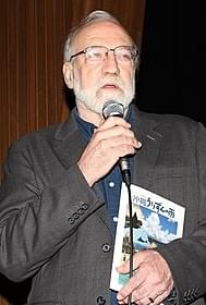 沖縄の現状を映し出したジャン・ユンカーマン監督「沖縄 うりずんの雨」