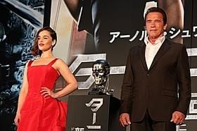 来日した(左から)エミリア・クラーク、 アーノルド・シュワルツェネッガー「ターミネーター」