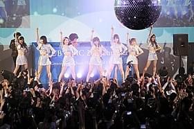 「AKB48」7人が1000人の観客に振り付けをレクチャー!