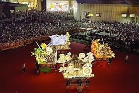 8月1日に行われた「青森ねぶた祭り」前夜祭セレモニーの模様「スター・ウォーズ」
