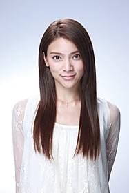 祝辞を寄せた秋元才加「リング」
