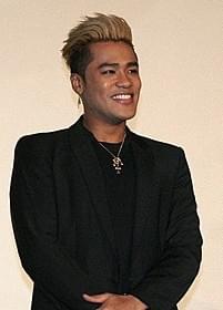 登壇陣からべた褒めされたELLY「TRASH トラッシュ」
