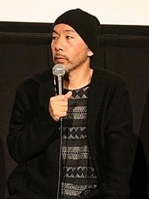 ティーチインに臨んだ塚本晋也監督「野火」