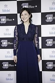 広末涼子、英語で喜びのスピーチ!「はなちゃんのみそ汁」