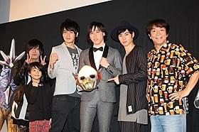 初日舞台挨拶は大盛り上がり「アウターマン」