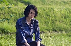 菅田将暉の劇中カット「ディストラクション・ベイビーズ」